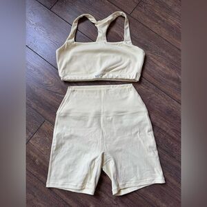 SET Active Light Yellow Set